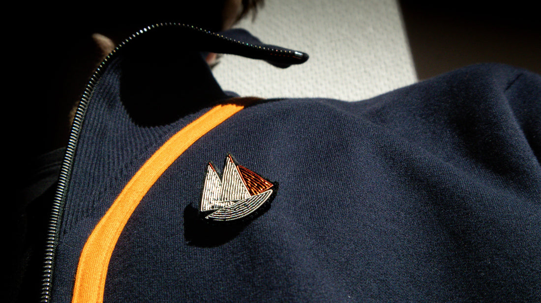 Broche Macon&Lesquoy x Fondation Tara Océan : Goélette Tara brodée à la main